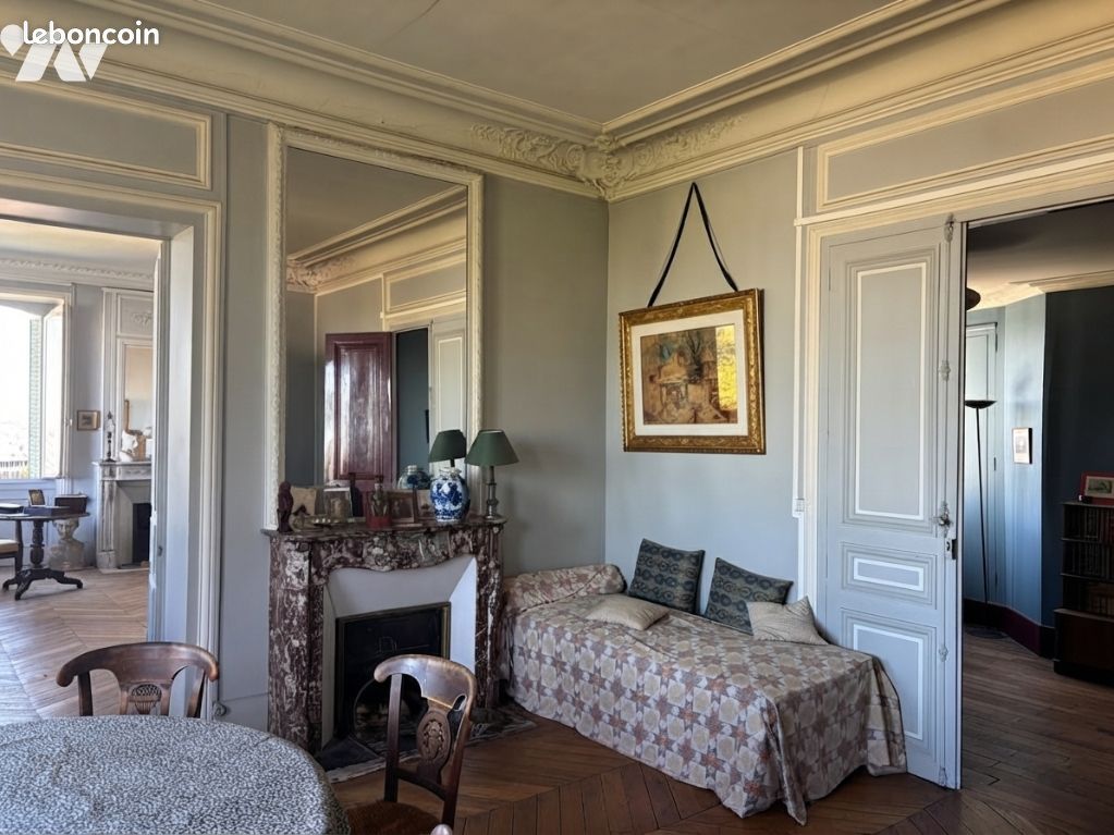 Appartement 5 pièces 145 m² · à Saint-Cloud · 145 m² · 1 260 000 €