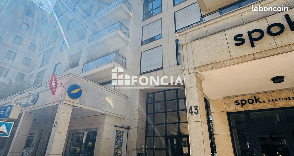 Indoor_parking · à Levallois-Perret · 80 €