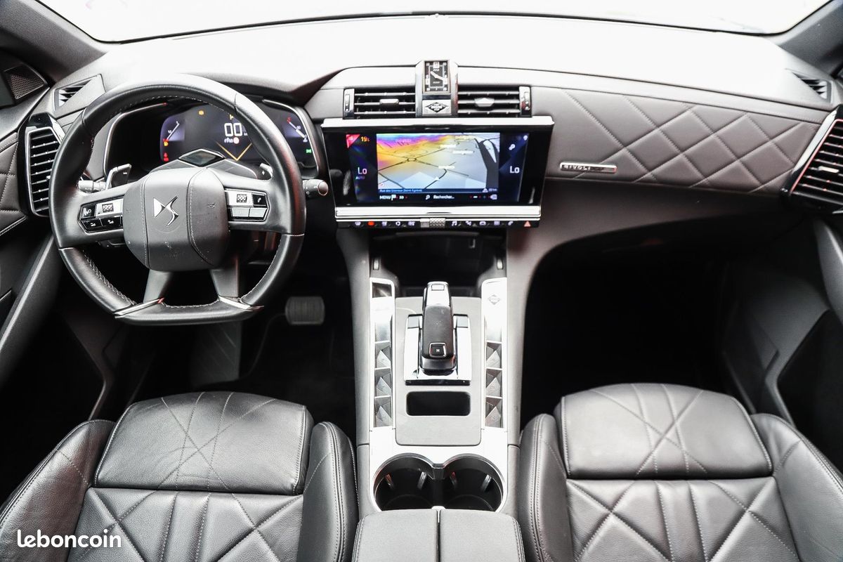 DS DS 7 CROSSBACK DS7 1.6 PureTech 225 EAT8 Executive Rivoli CAMERA GPS CARPLAY ???????CHAINE (image 4)