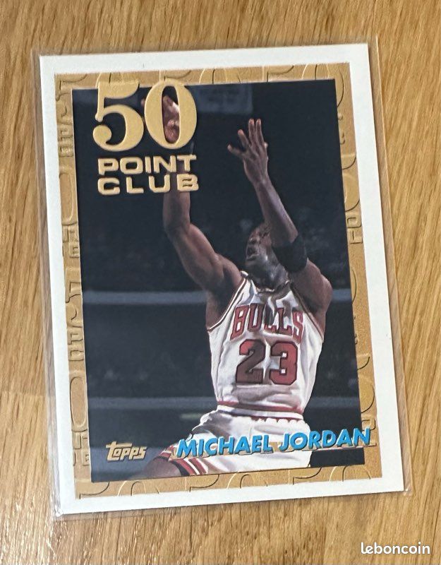 Michael Jordan 1993-1994 Topps #64 - Chicago Bulls 50 Point Game NBA Card (image 1)