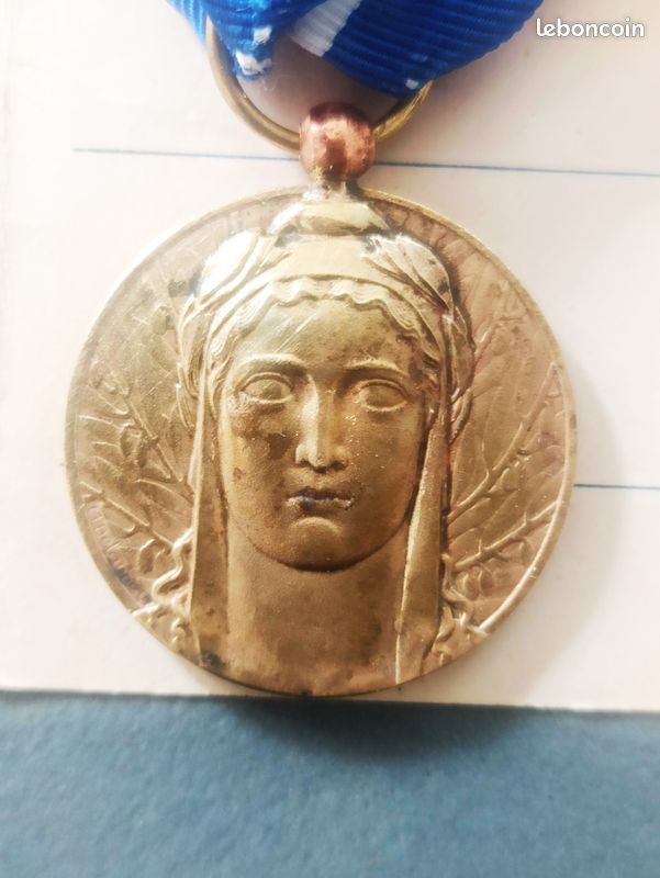 Médaille Anciens De La Rhénanie Ruhr Tyrolet Delannoy - Décoration Militaire Française