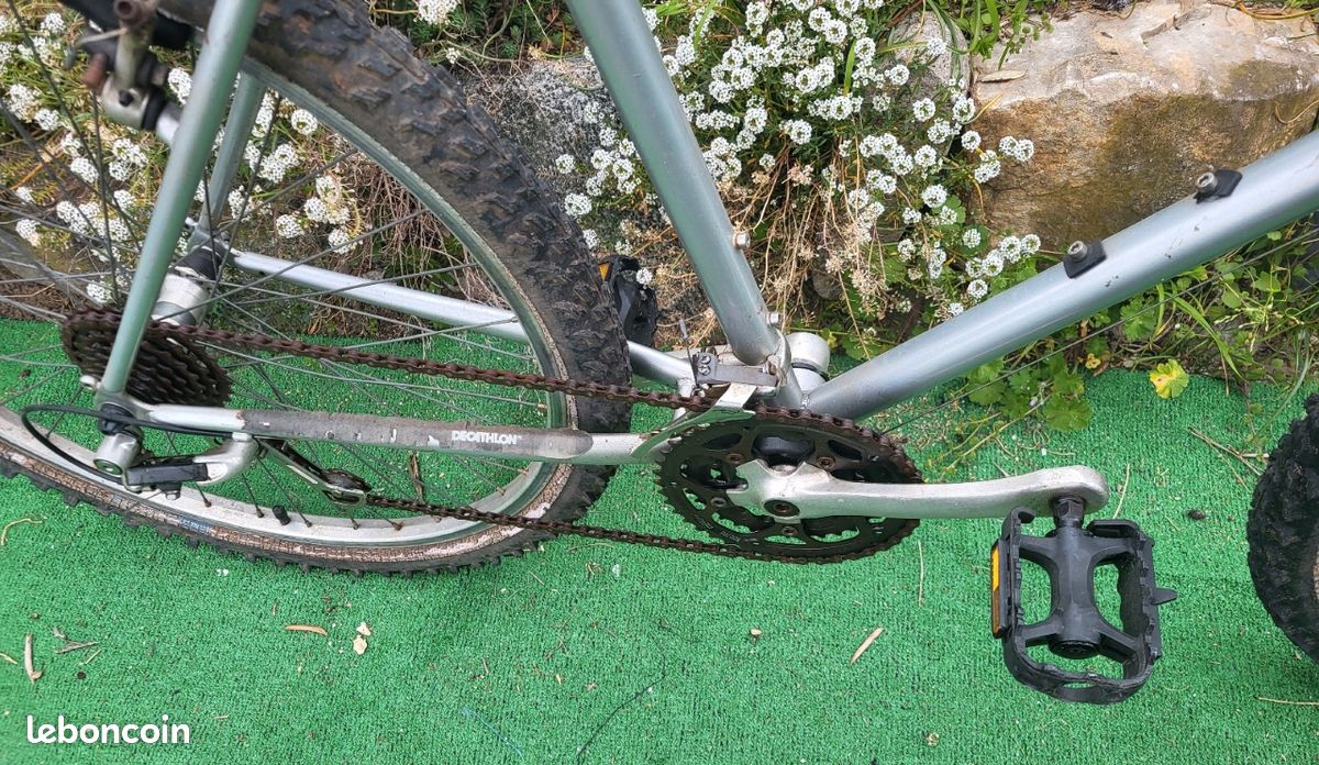 Velo VTT Décathlon Rocrider 3.20 (image 3)