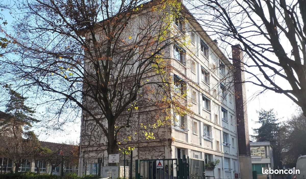 Appartement 3 pièces 72 m² · à Rueil-Malmaison · 72 m² · 1 389 €