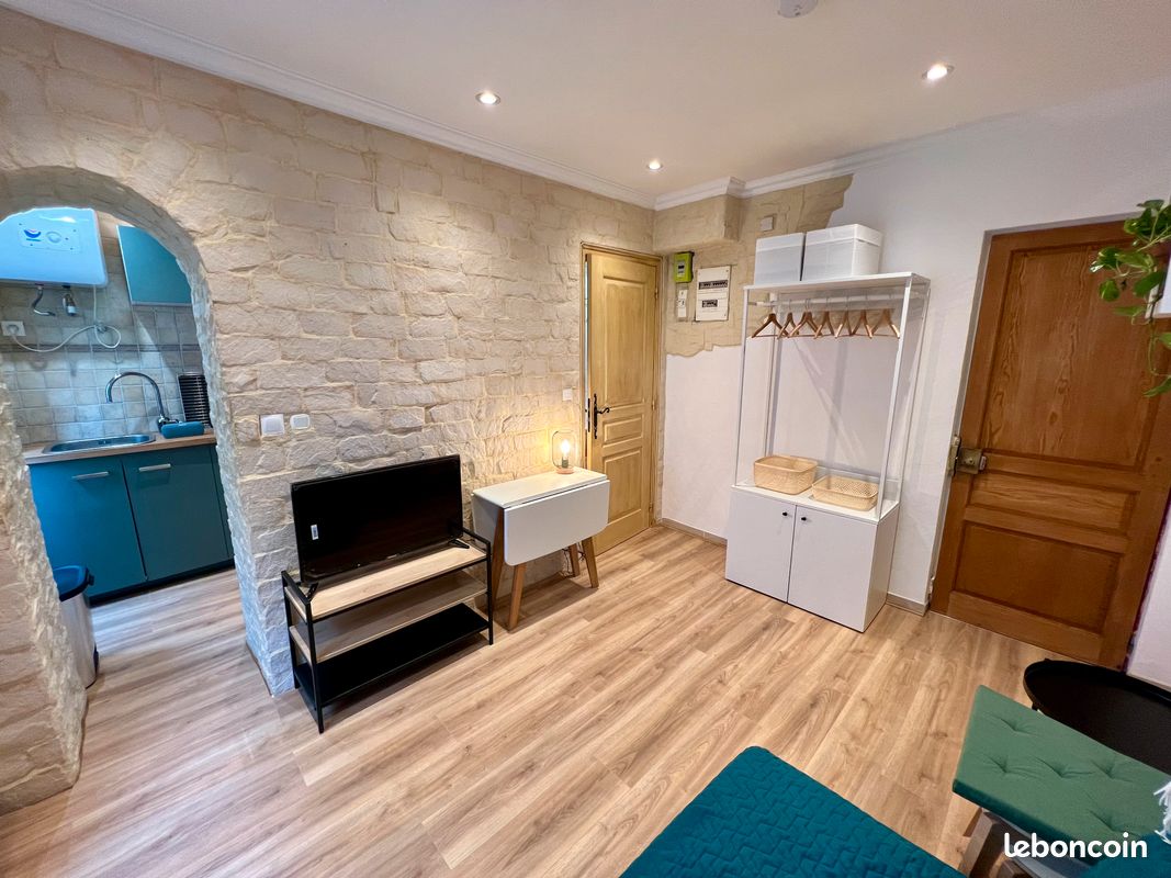 Appartement 1 pièce 17 m² · à Paris · 17 m² · 890 €/mois
