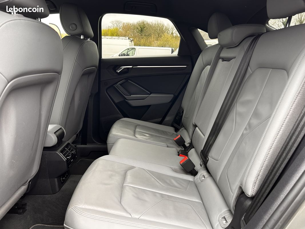 Audi Q3 SPORTBACK 35 TDI 150CH S LINE S TRONIC 7 (image 18)