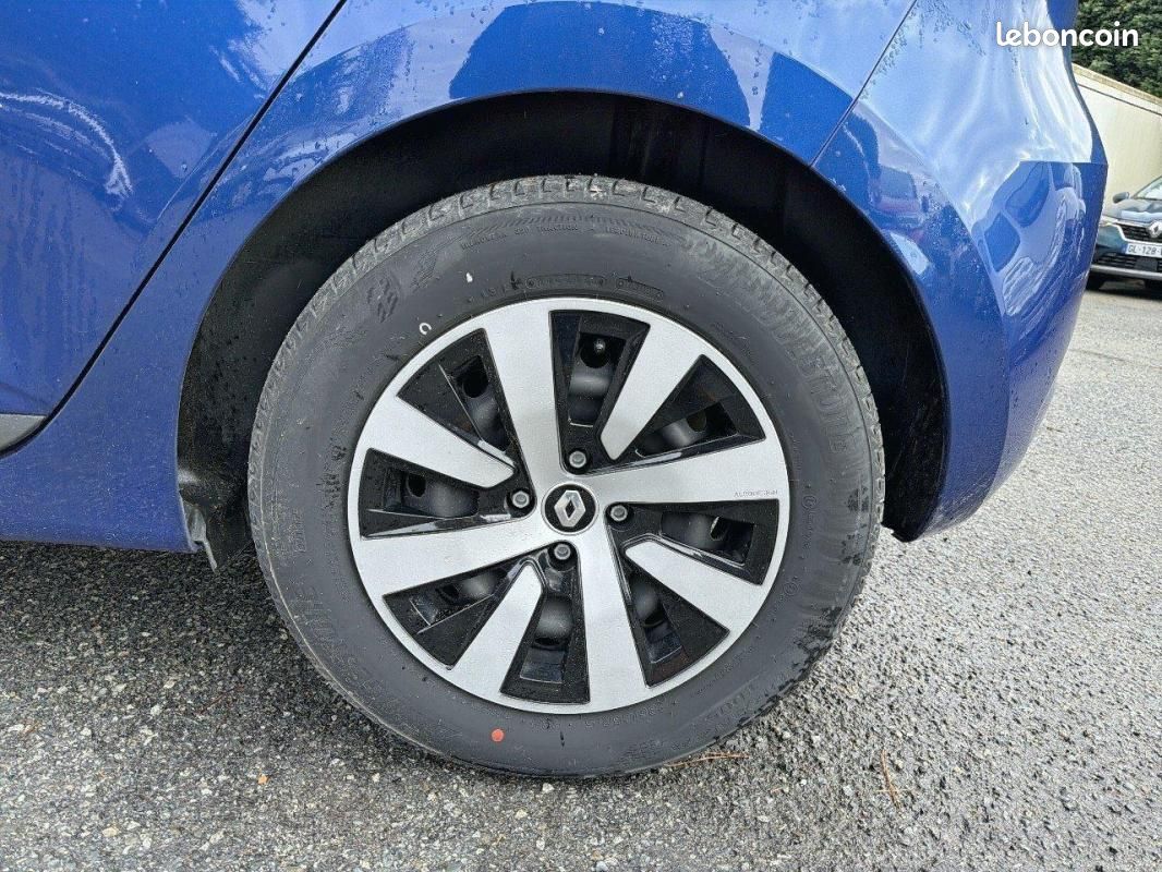 Renault Clio V TCe 90 Equilibre (image 11)