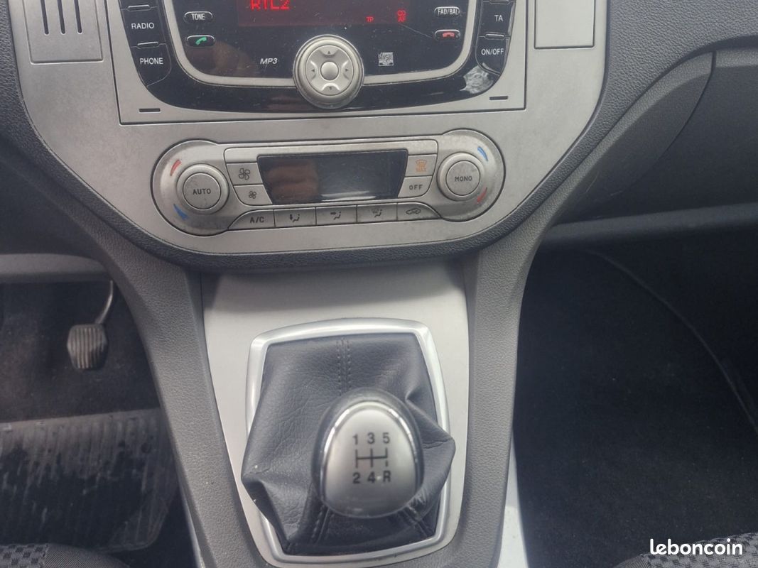 FORD C-MAX 1.8 TDCi - 115 Titanium (image 12)