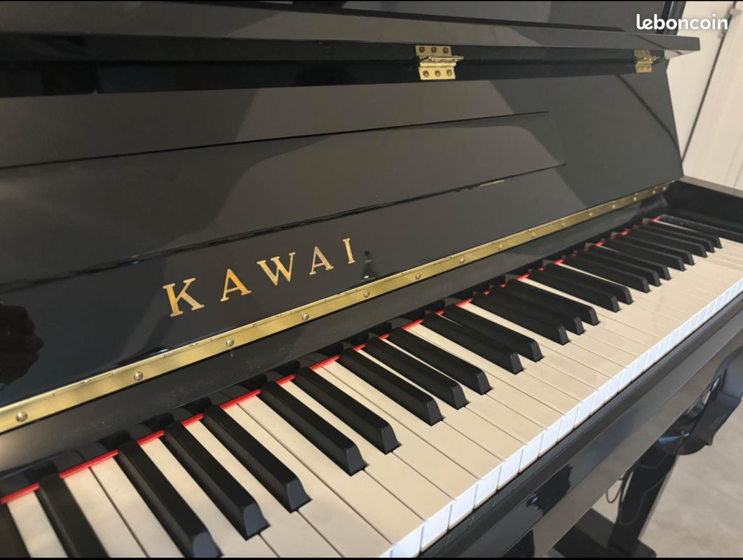 PIANO DROIT KAWAI KX21 équipé d’un systeme silencieux (image 3)