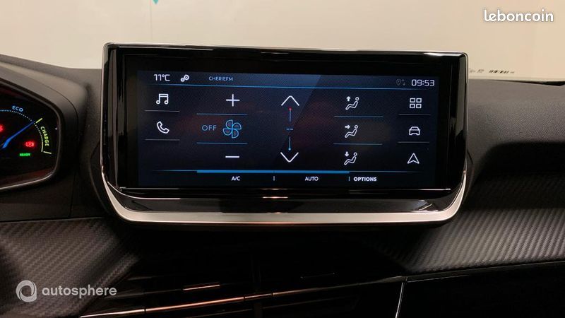 Peugeot 2008 e-2008 156ch Style (image 19)