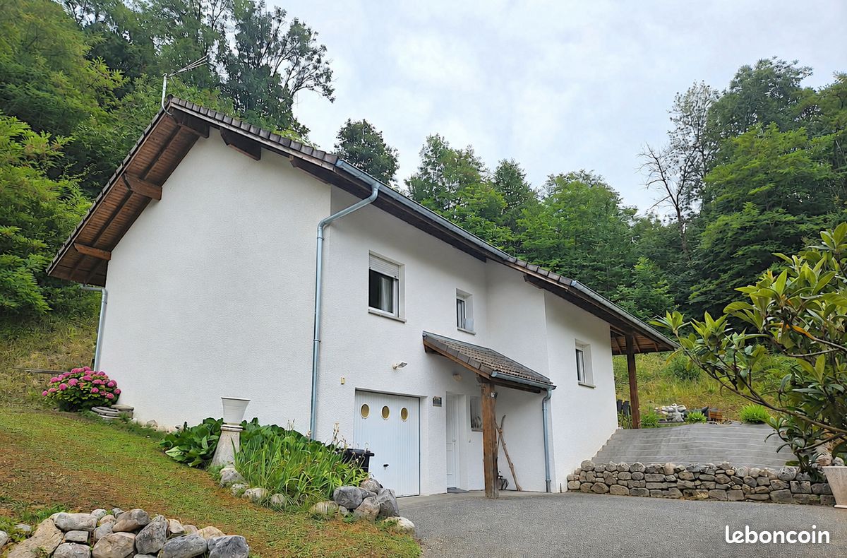 Maison 5 pièces 100 m² · à Serrières-en-Chautagne · 100 m² · 399 000 €