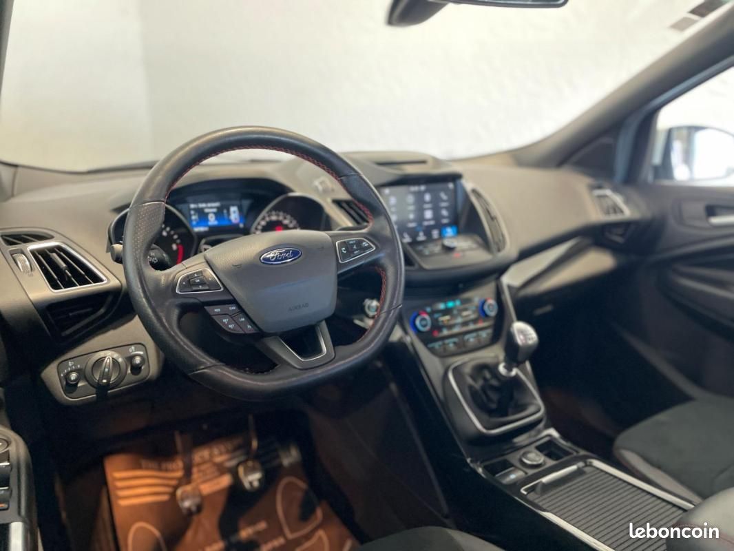 Ford Kuga 1.5 TDCi 120 S&S 4x2 BVM6 ST-Line (image 12)