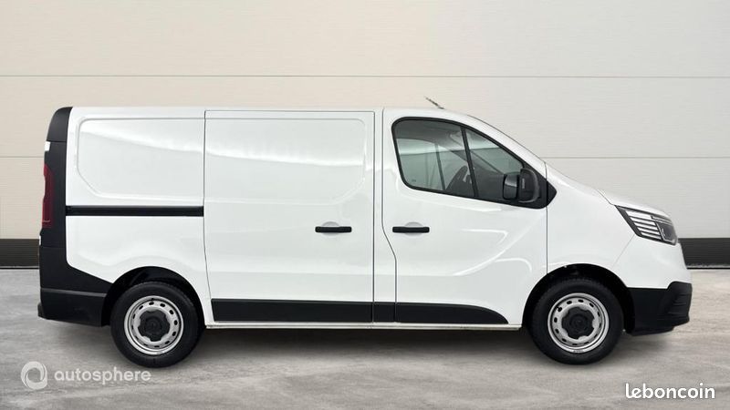 Renault Trafic Véhicule utilitaire ou Société L1H1 3T 2.0 Blue dCi 130ch Confort E6E (image 4)