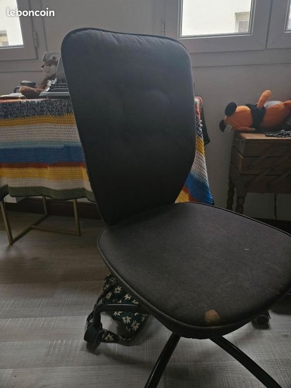 Chaise de bureau (image 1)