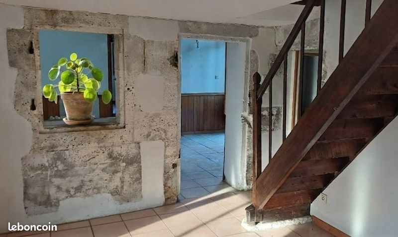 Maison 3 pièces 79 m² · à Magnac-lès-Gardes · 79 m² · 99 000 €