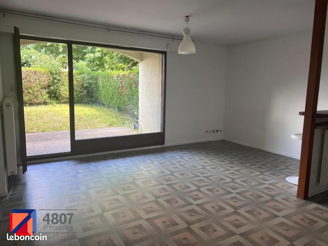 Appartement 1 pièce 39 m² · à Annecy · 39 m² · 657 €