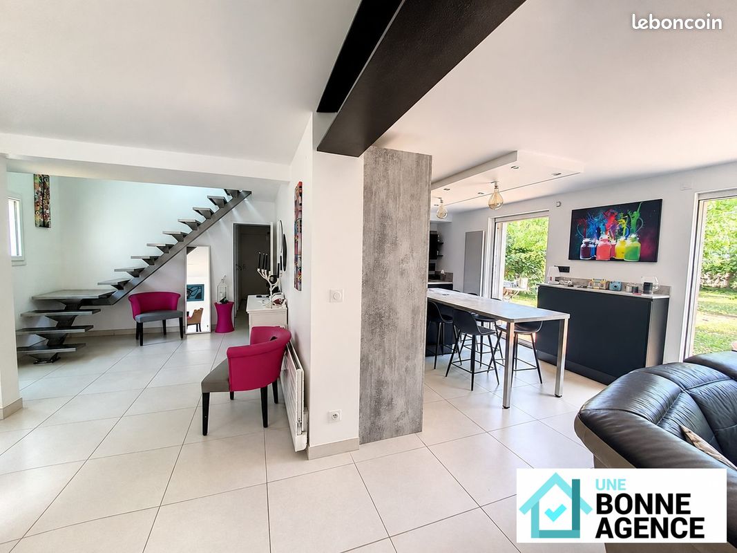 Maison 5 pièces 164 m² · à Saint-Pryvé-Saint-Mesmin · 164 m² · 495 000 €