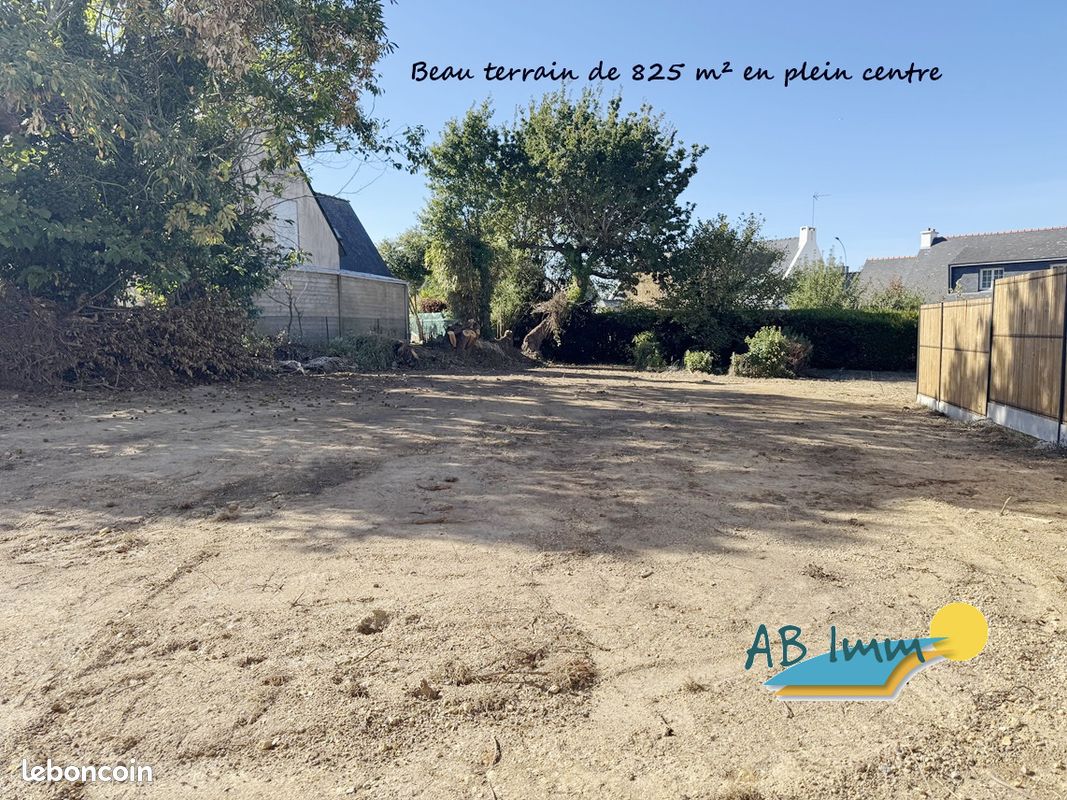 Terrain 825 m² · à Ploemeur · 825 m² · 330 000 €