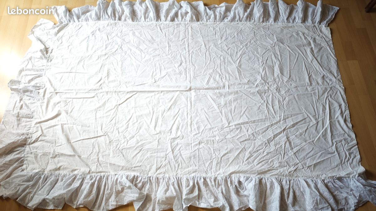 Couvre lit tissus blanc vintage (image 7)
