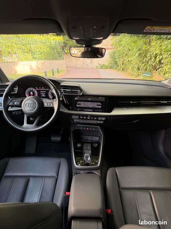 🚘 audi a3 sportback 30 tfsi / boîte s-tronic / suivi audi / 1ère main / garantie 6 mois (image 2)