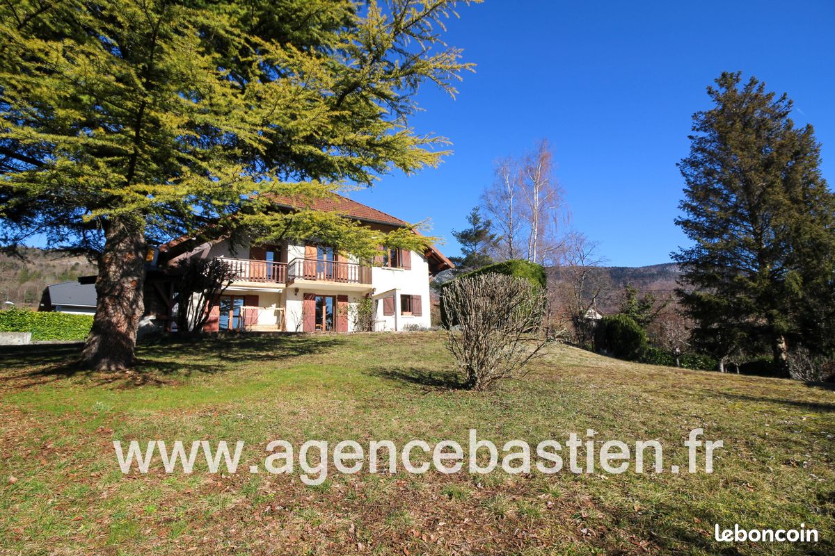 Maison 5 pièces 150 m² · à Gex · 150 m² · 845 000 €