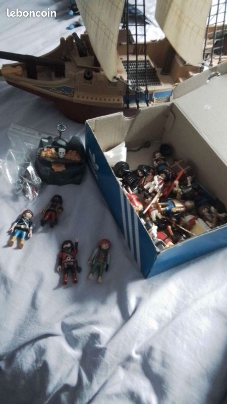 Bateau pirate playmobil (image 2)