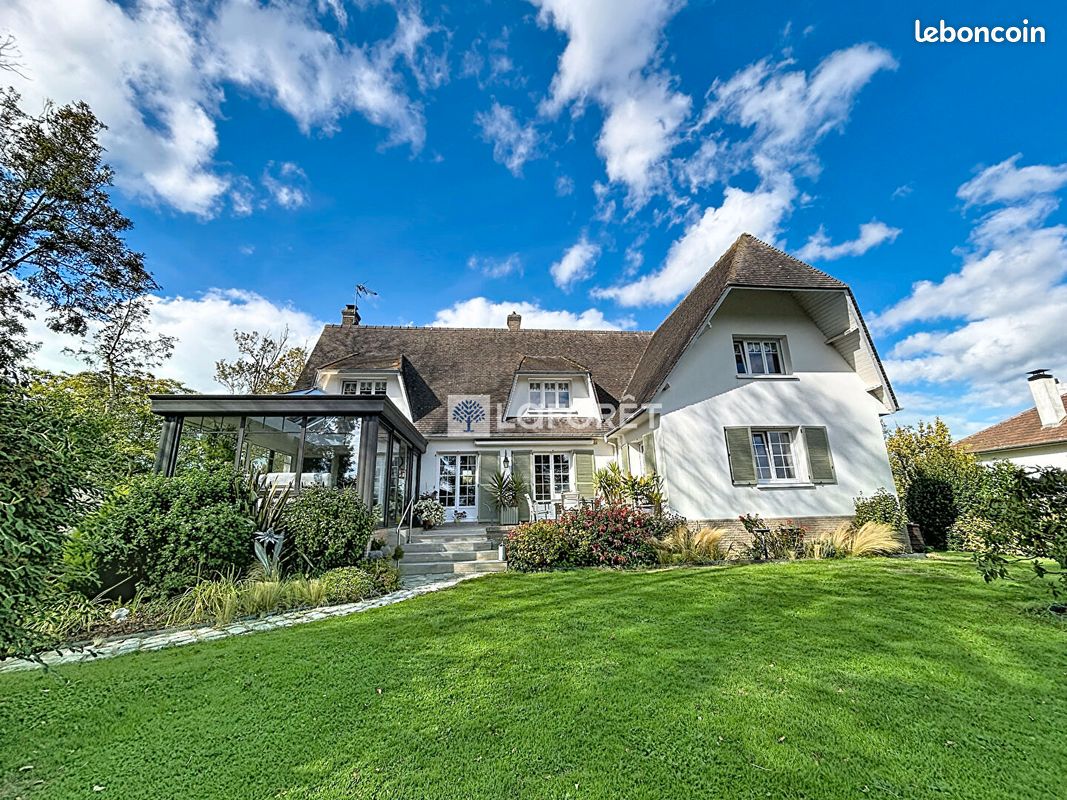 Maison 7 pièces 195 m² · à Criquebeuf-en-Caux · 195 m² · 479 000 €