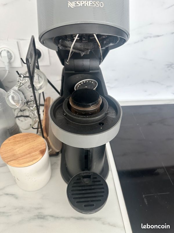Machine Nespresso Vertuo (image 1)