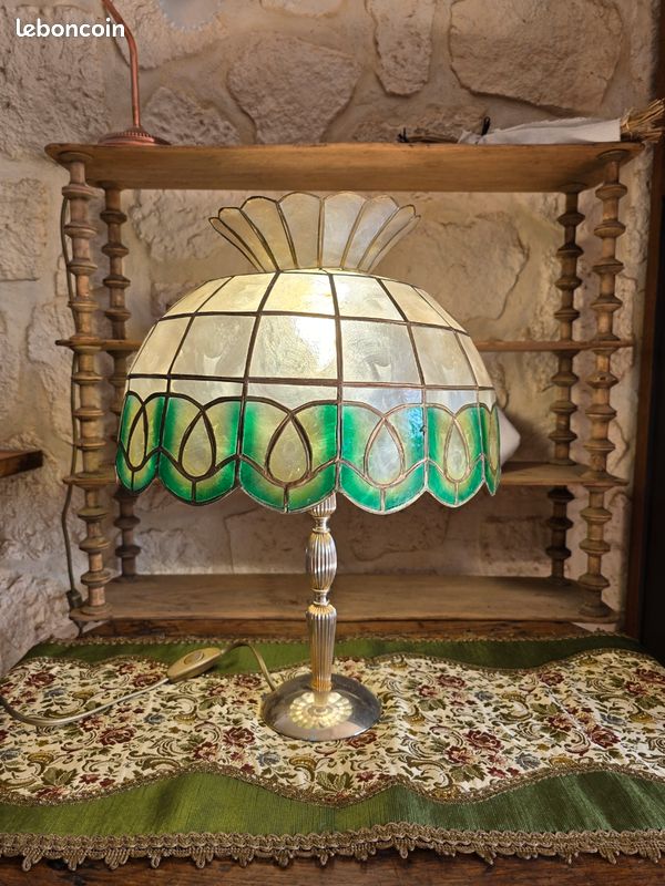 Lampe à poser en nacre - Décoration