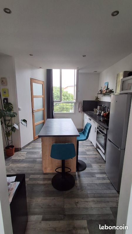 Appartement 1 pièce 32 m² · à Villejuif · 32 m² · 900 €