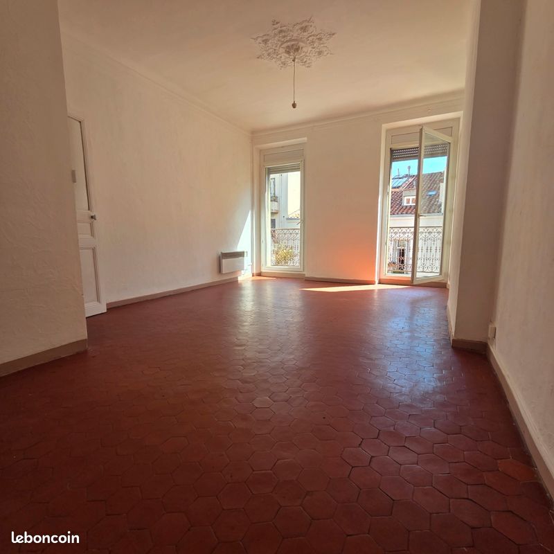 Appartement 3 pièces 65 m² · à Toulon · 65 m² · 700 €/mois