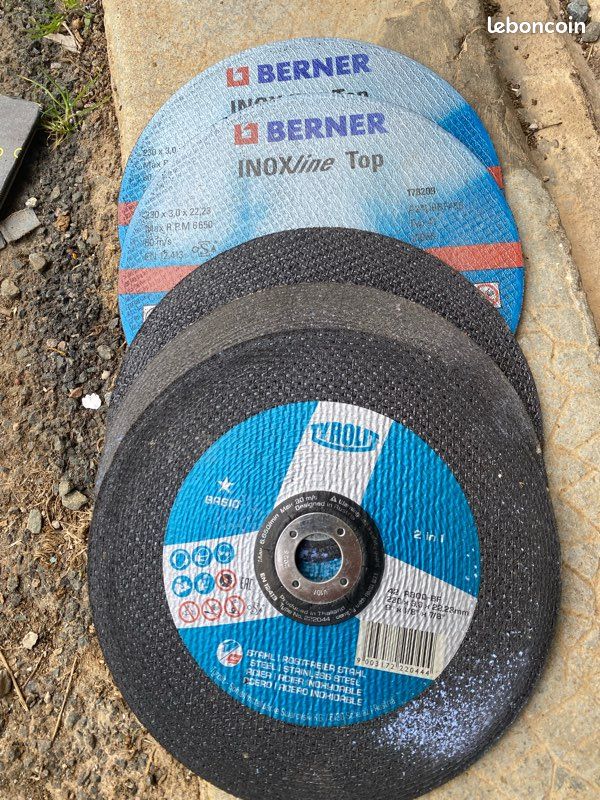 Lot 5 disques 230 (image 1)