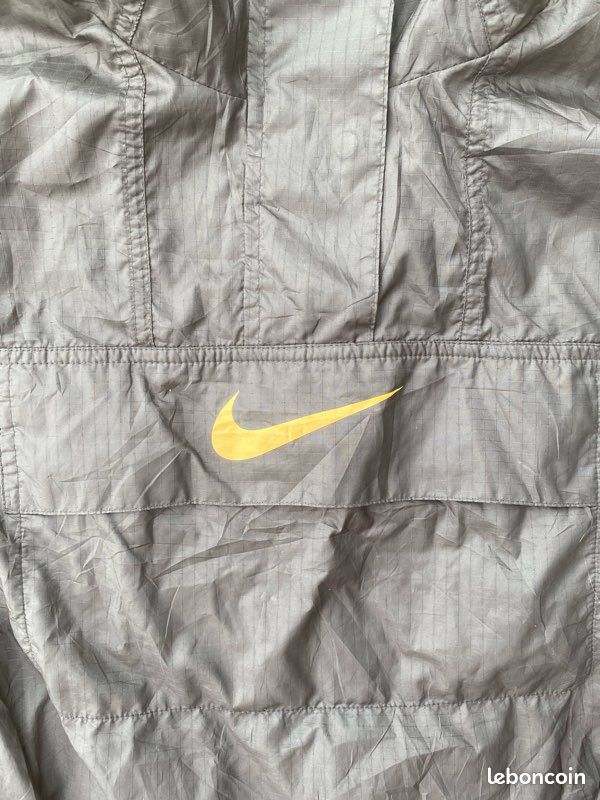 K-way Nike Noir Léopard en S Vêtements