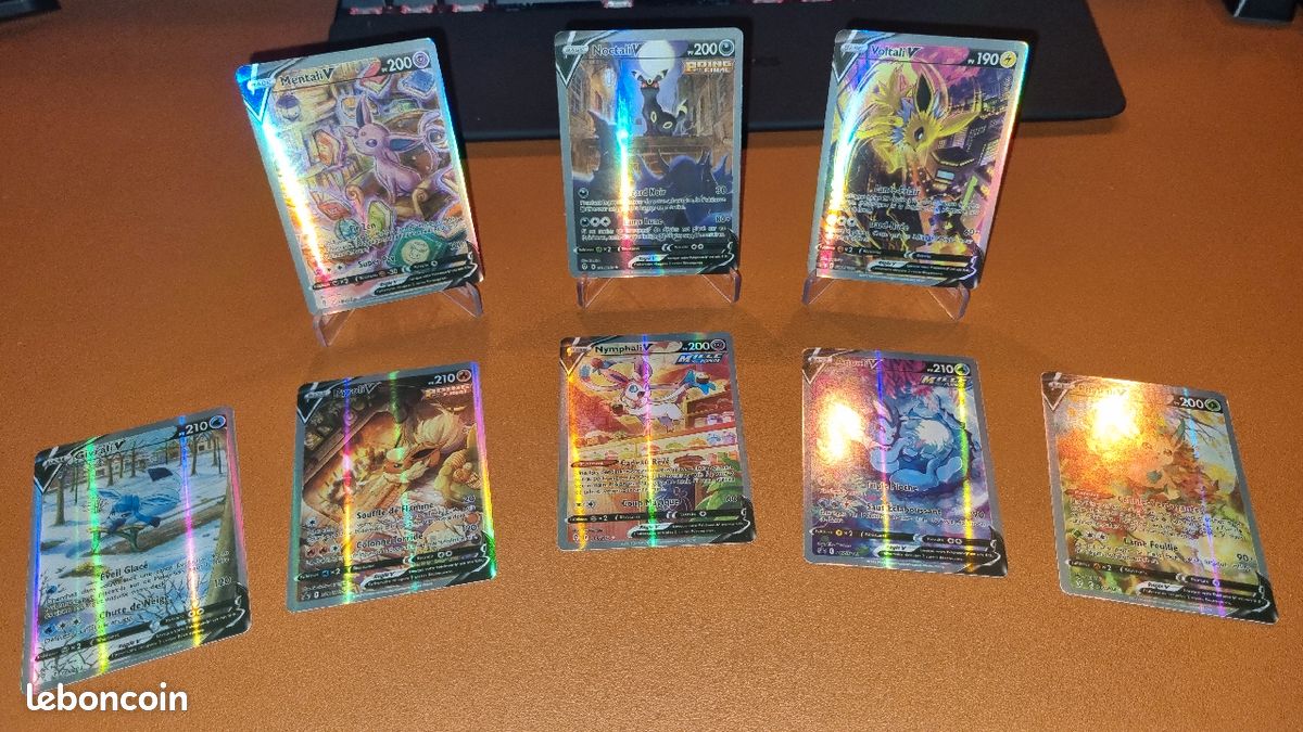 Fan Art _ Évolution Evoli Noctali etc Full Art Épée et Bouclier Pokémon -  Collection