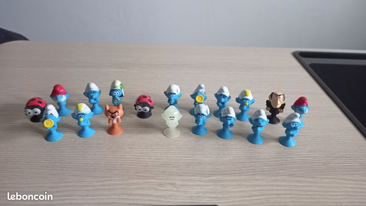 Vends lot de 19 schtroumpfs en très bon état (image 1)