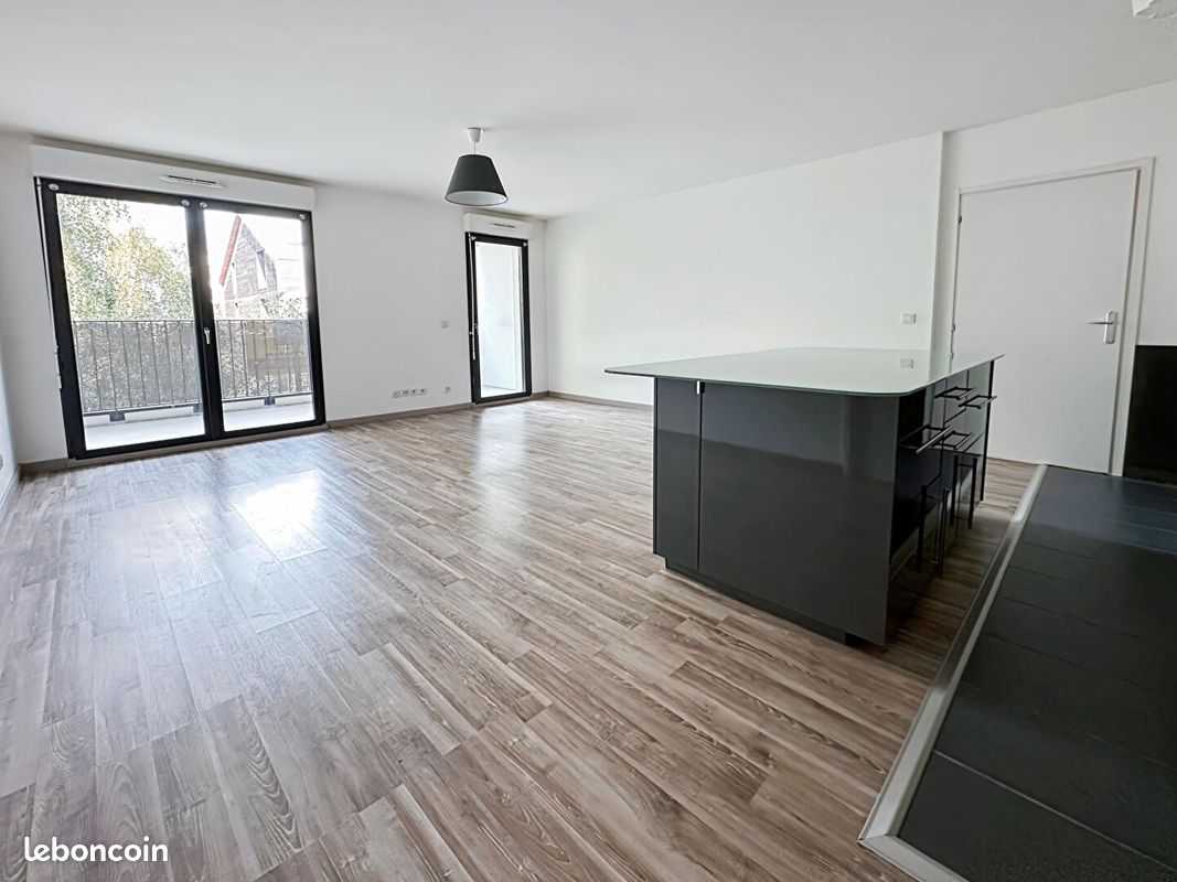 Appartement 3 pièces 68 m² · à Ris-Orangis · 68 m² · 1 062 €