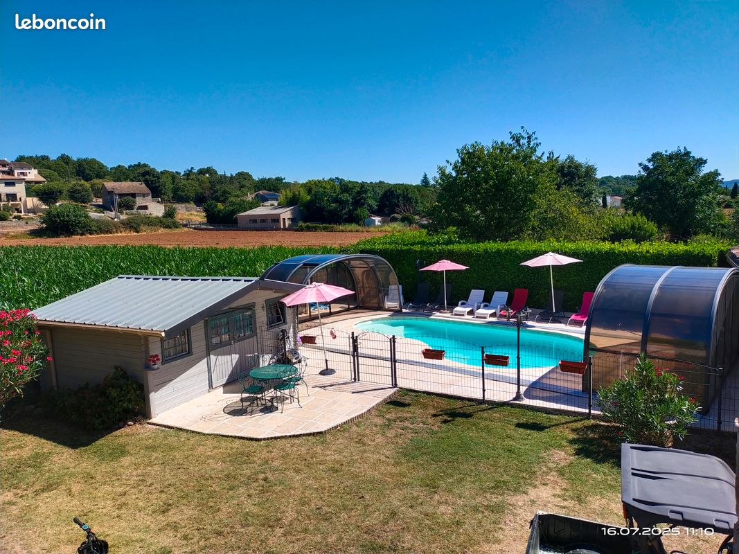 Gîte avec piscine, à 15 minutes de Ruoms, en Ardèche : 6 à 14 personnes (image 2)