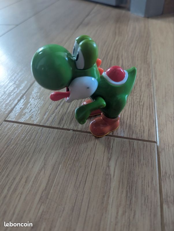 Figurine Yoshi (image 1)