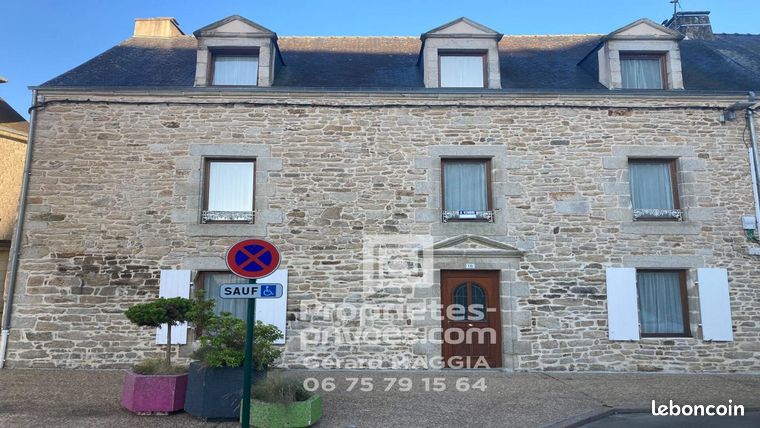 Maison 10 pièces 300 m²