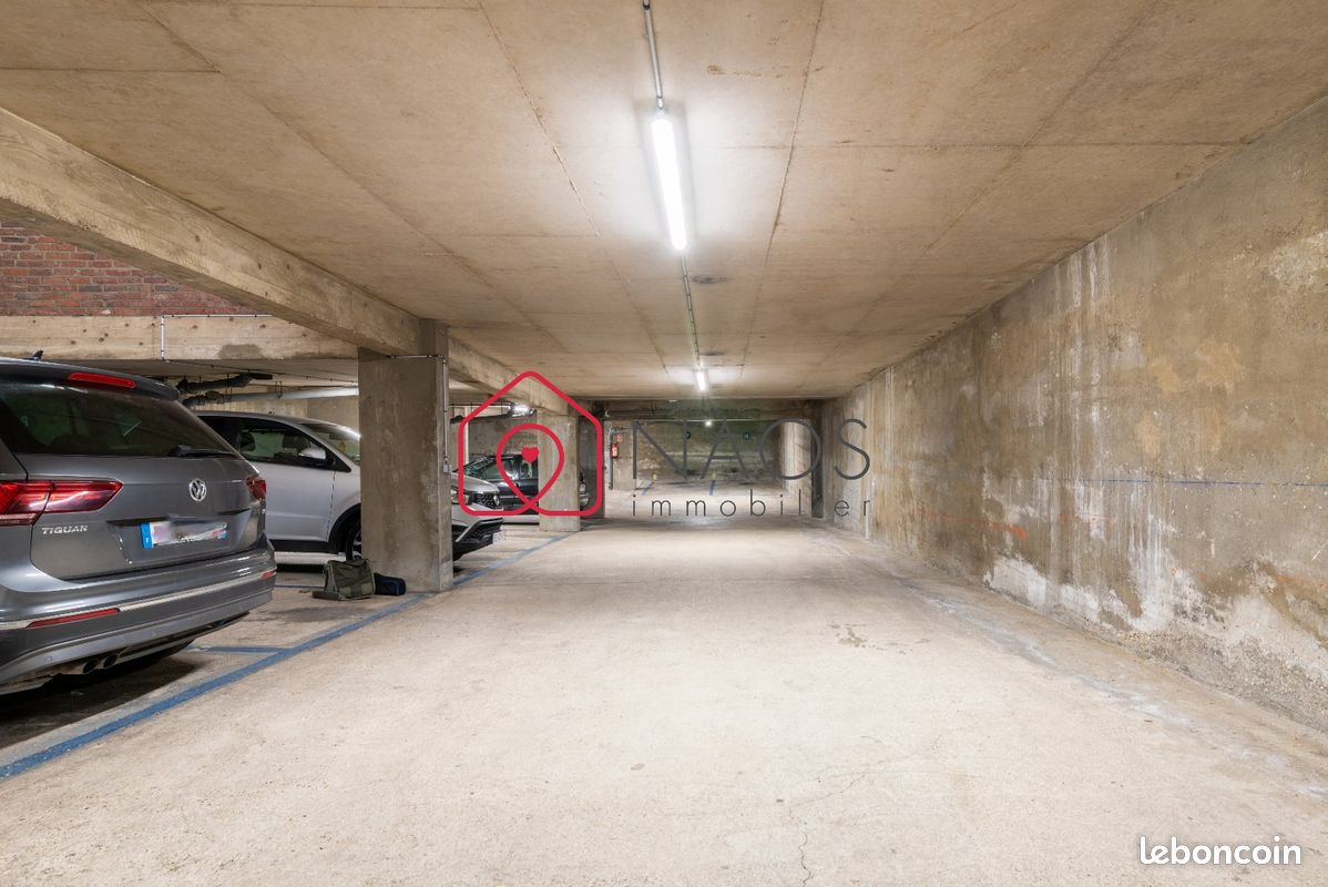 Parking 12 m² · à Pantin · 12 m² · 18 000 €
