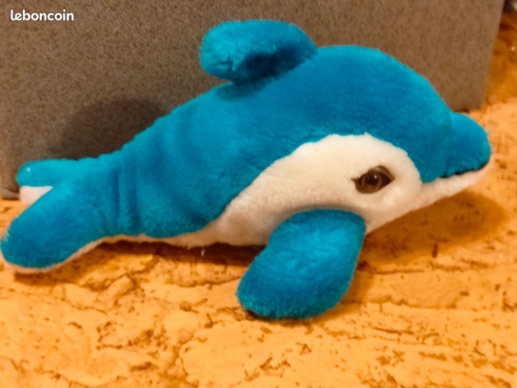 Peluche dauphin (image 1)