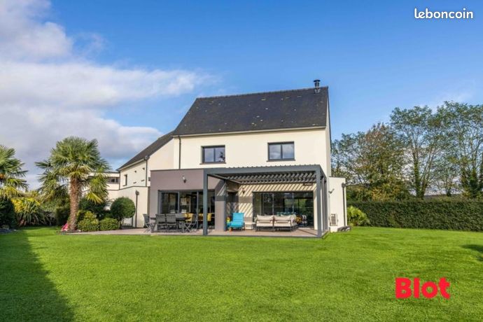 Maison 8 pièces 294 m²