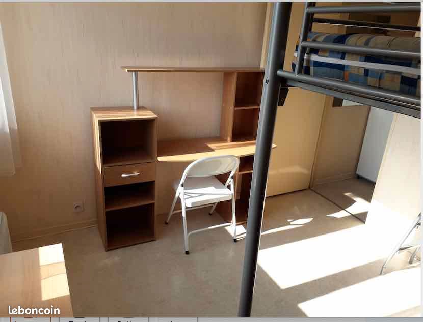 Appartement 1 pièce 17 m² · à Clermont-Ferrand · 17 m² · 375 €