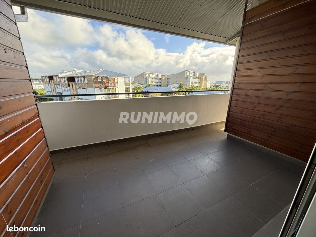 Appartement 3 pièces 58 m² · à Saint-Benoît · 58 m² · 750 €