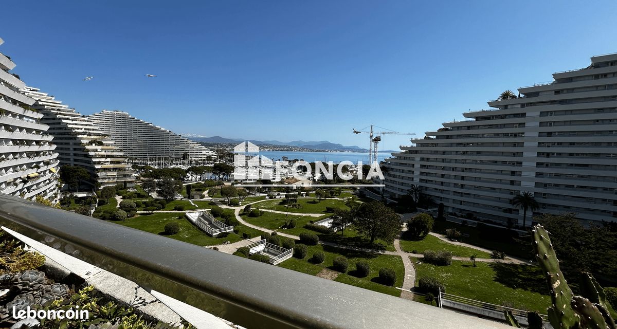Appartement 2 pièces 32 m² · à Villeneuve-Loubet · 32 m² · 984 €/mois
