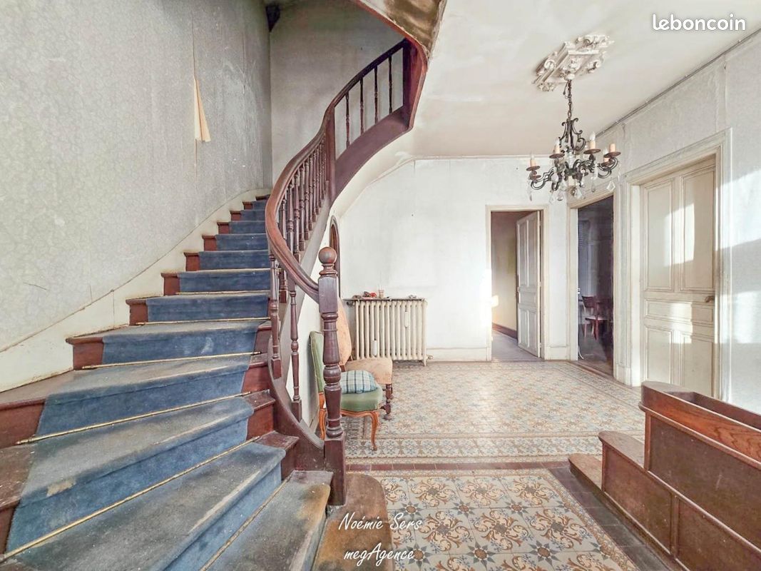Maison 11 pièces 223 m² · à Cholet · 223 m² · 365 000 €