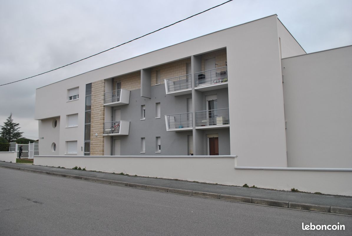 Studio 22 m2 entre Campus et Centre-Ville - Poitiers 86000 (image principale 0)
