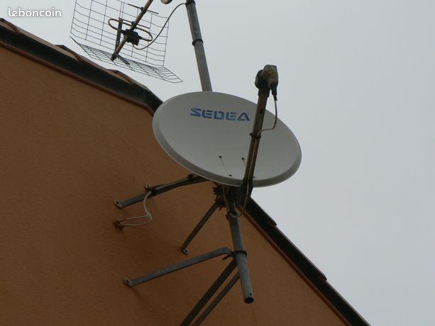 Kit Fixation Murale Pour Mât Antenne TV TNT SAT – Étriers M + Jambe De Force, Sedea