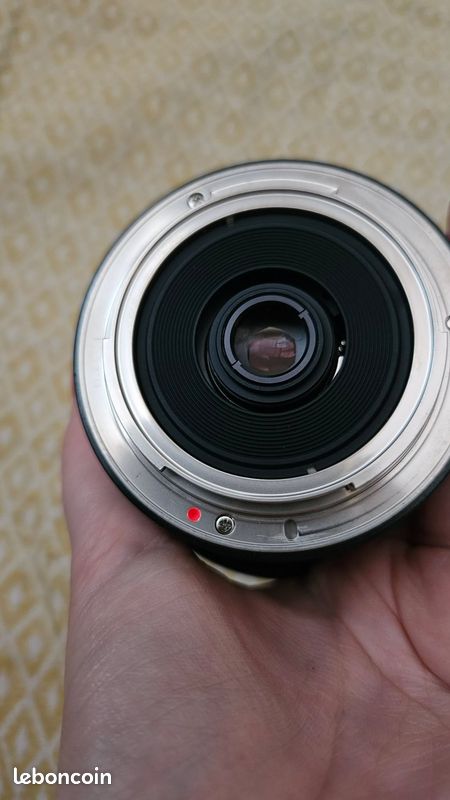 Objectif Fisheye Samyang 8mm f/3.5 UMC CS II - Monture Canon EF-S (image 4)