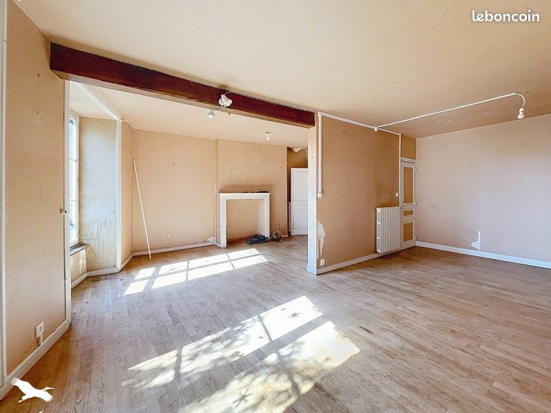 Appartement 5 pièces 152 m² · à Saint-Junien · 152 m² · 114 000 €