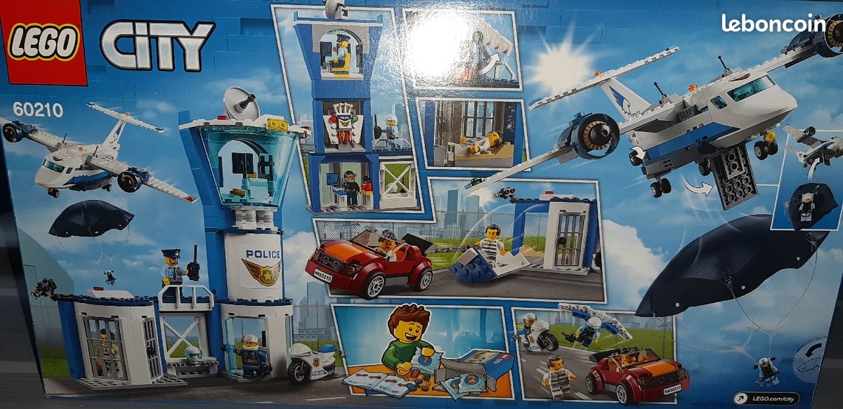60210 lego la base aérienne de la police (image 2)